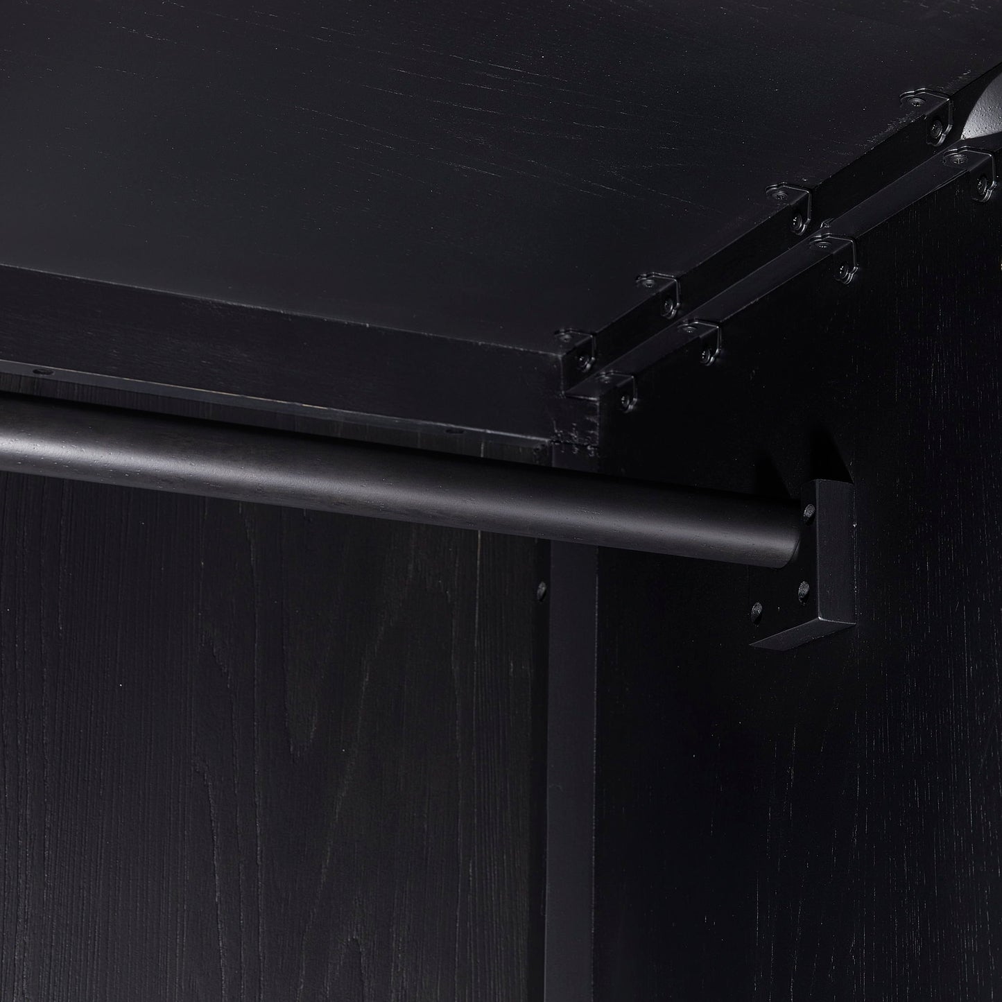 Elure - Armoire - Peppercorn